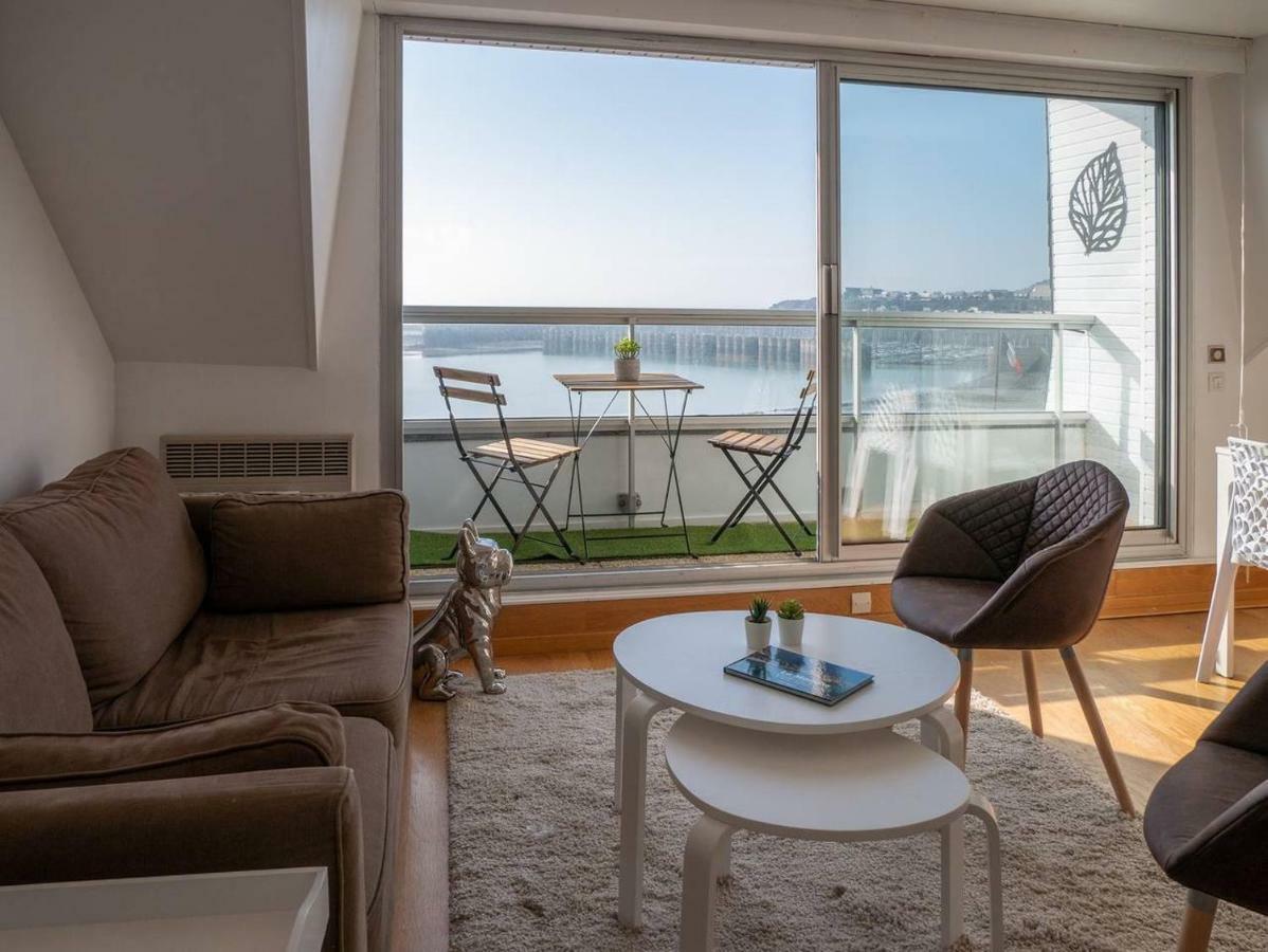 Un Balcon Sur La Mer, Acces Direct A La Plage Гранвил Екстериор снимка